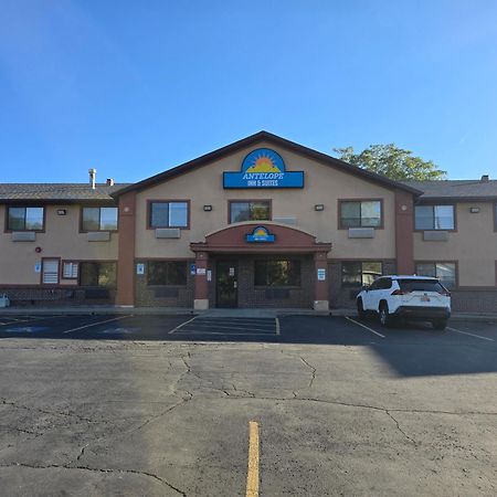 Antelope Inn & Suites Clearfield Екстериор снимка