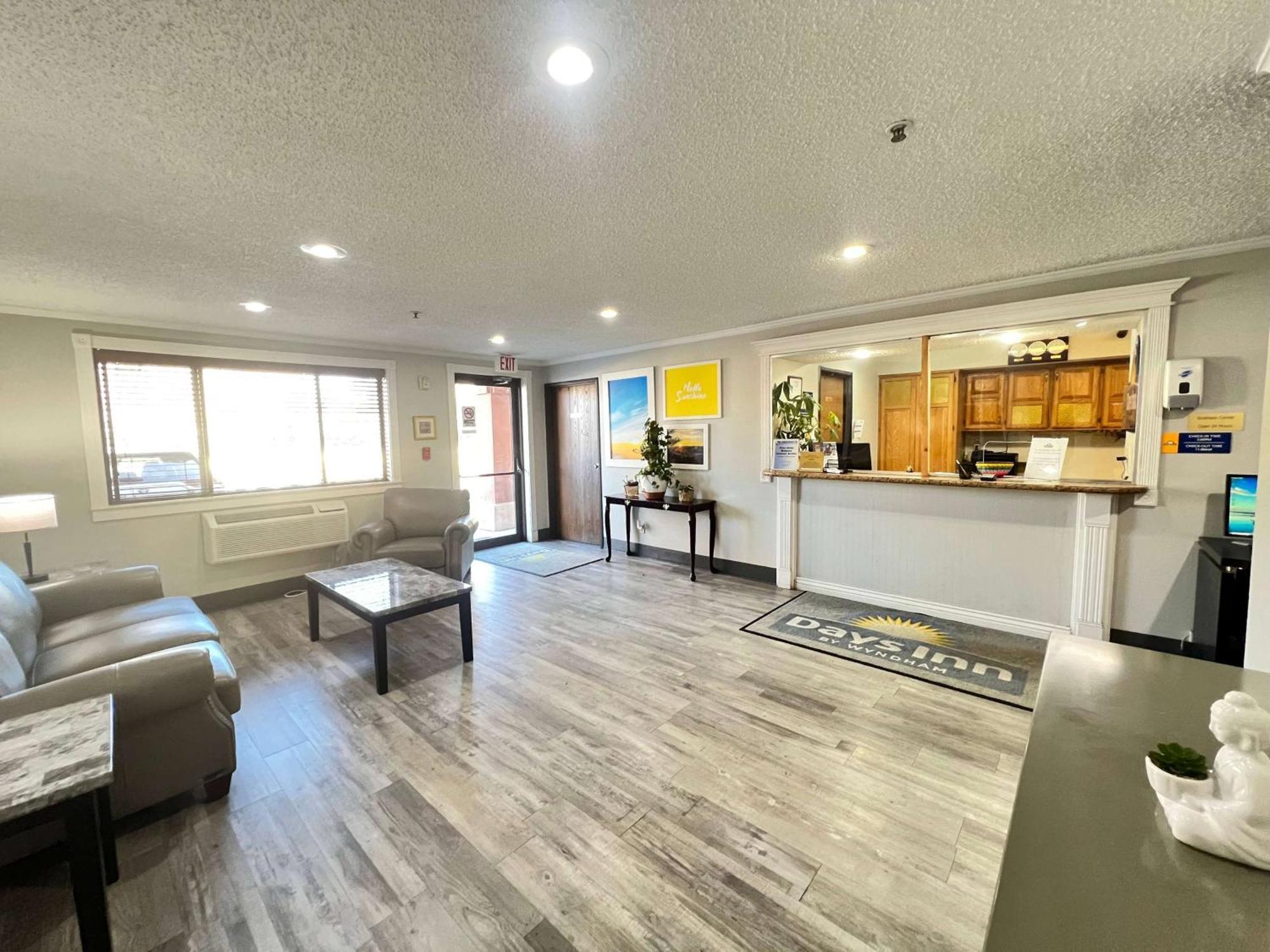Antelope Inn & Suites Clearfield Екстериор снимка